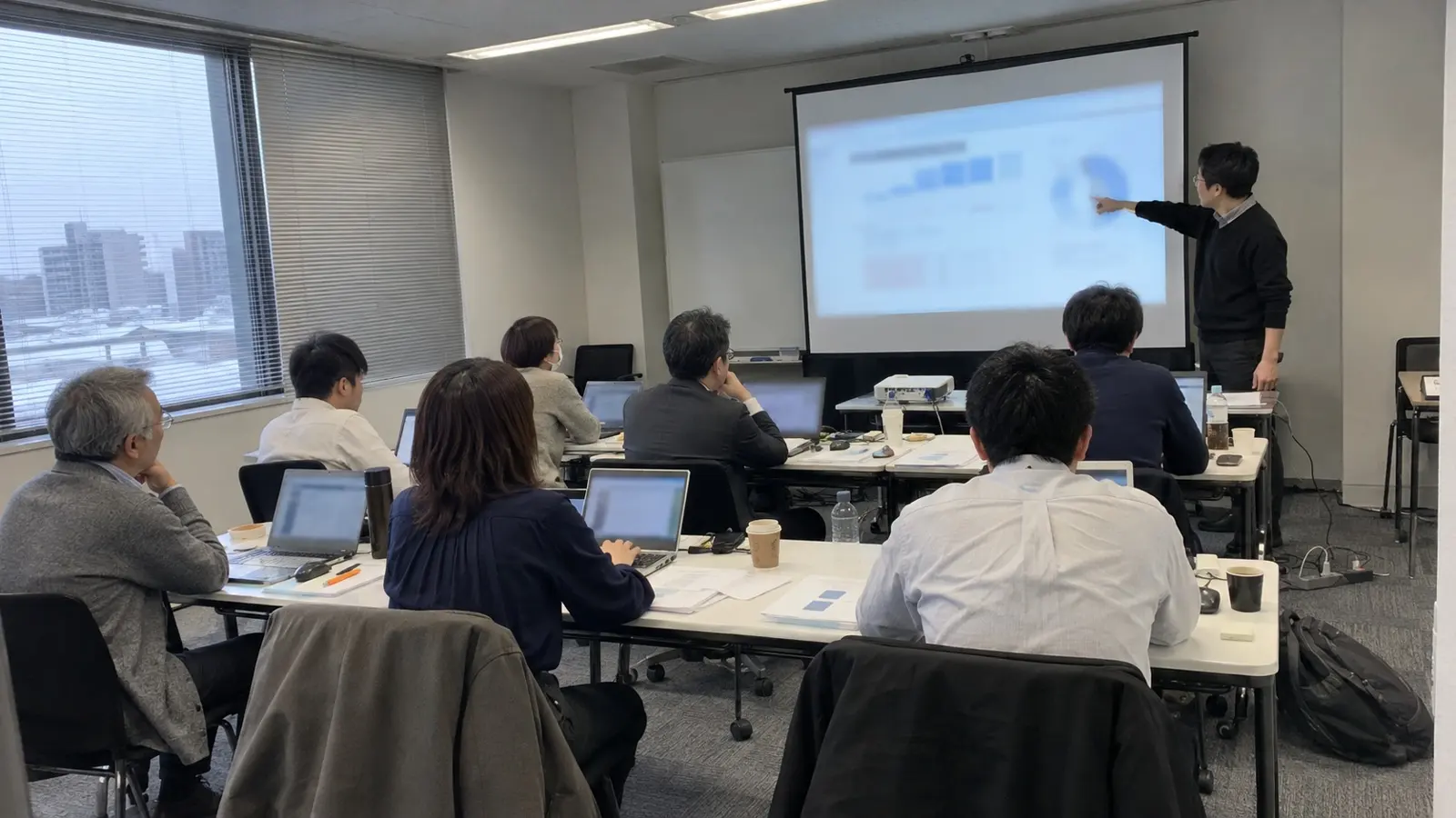 札幌の会社でのAI研修のようす